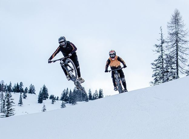 Tschengla Snow Tschäm