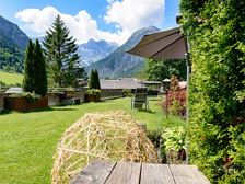 Lenzikopf_Garten Liegewiese